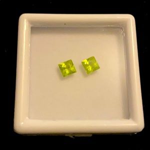 Peridot square stones